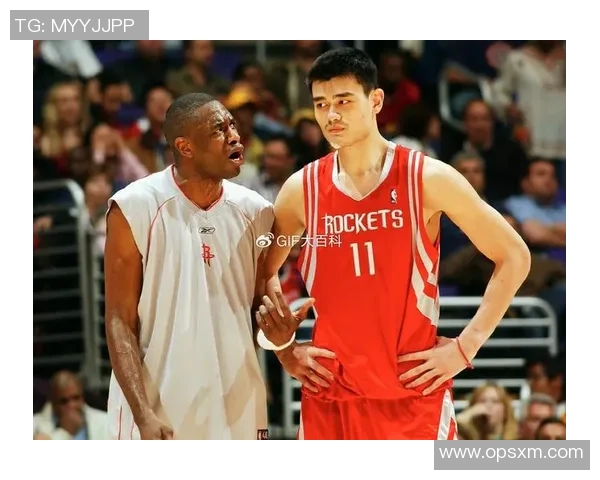 09季后赛奥登与姚明的巅峰对决揭示了篮球巨星的荣耀与挑战